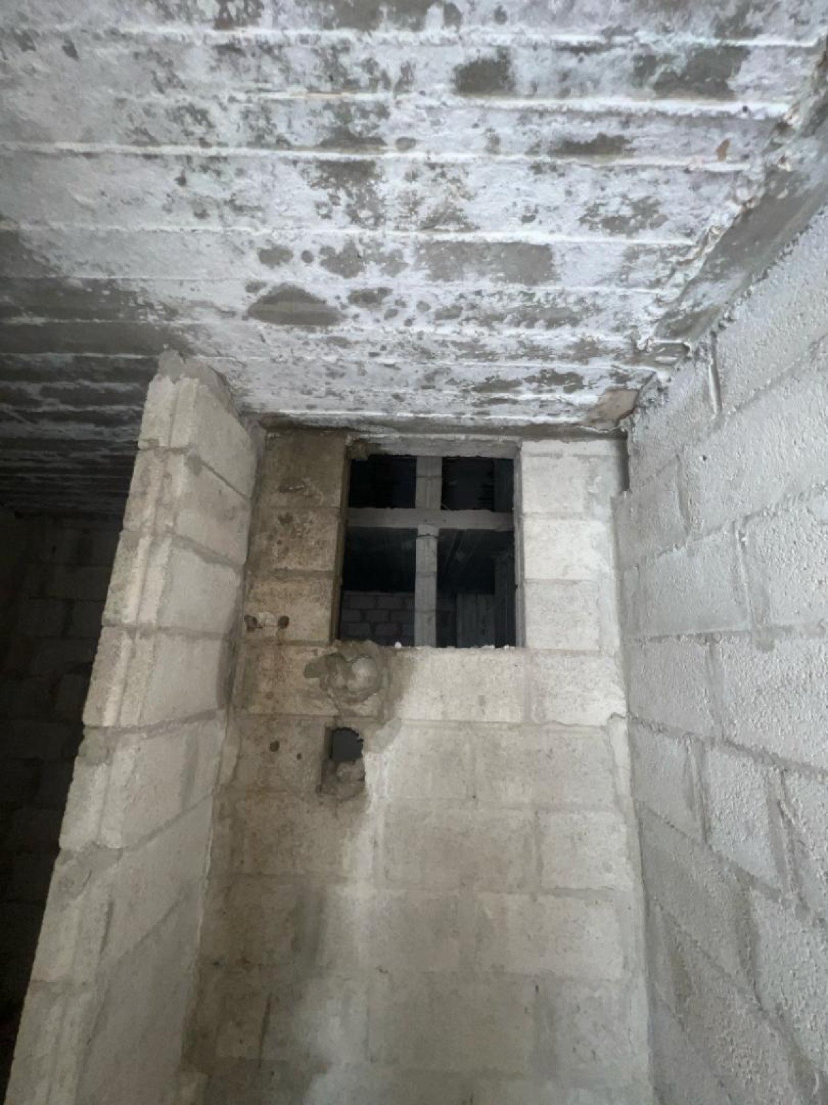 Spacious 3-Bedroom Apartment for Sale in Qara Al-Sham, Rif Dimashq | Scenic Views, Elevator, 182 m²