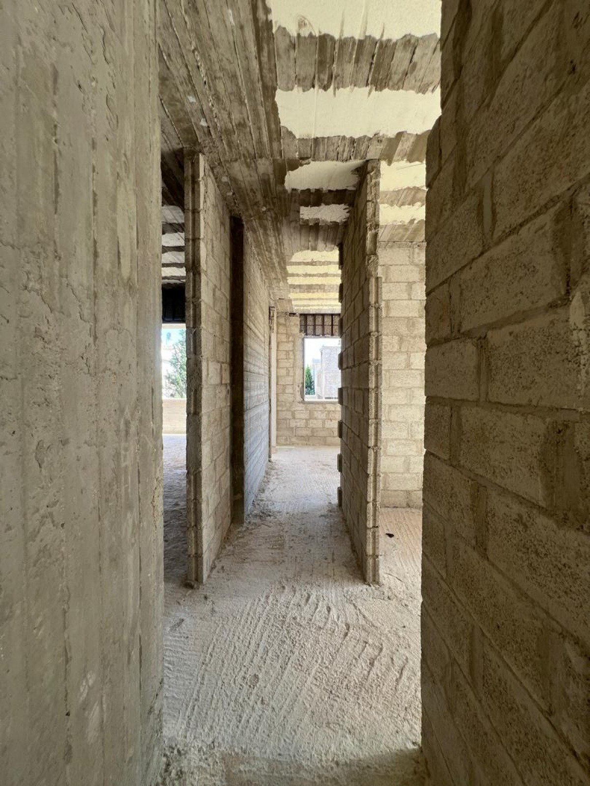 Spacious 3-Bedroom Apartment for Sale in Qara Al-Sham, Rif Dimashq | Scenic Views, Elevator, 182 m²