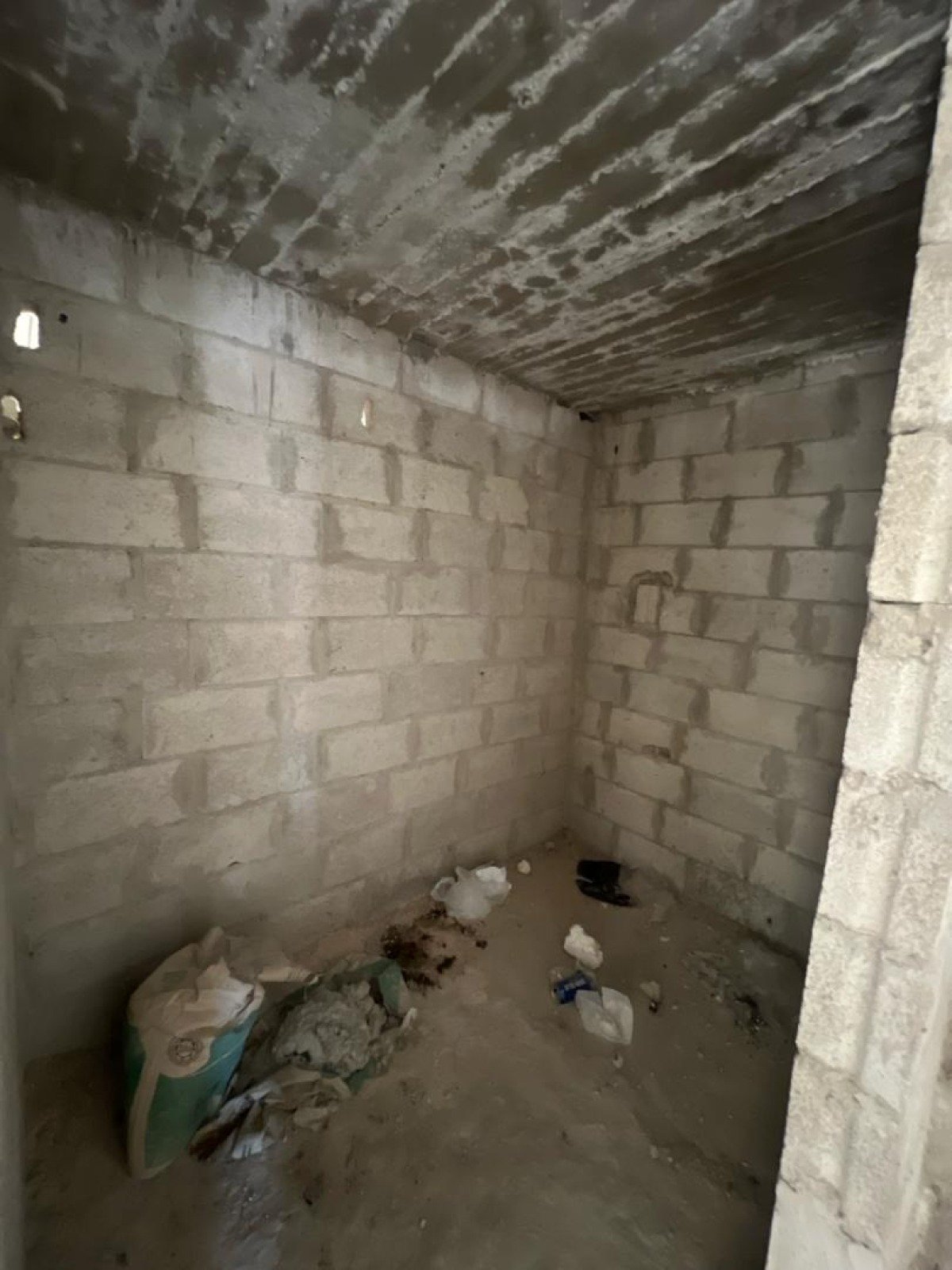Spacious 3-Bedroom Apartment for Sale in Qara Al-Sham, Rif Dimashq | Scenic Views, Elevator, 182 m²
