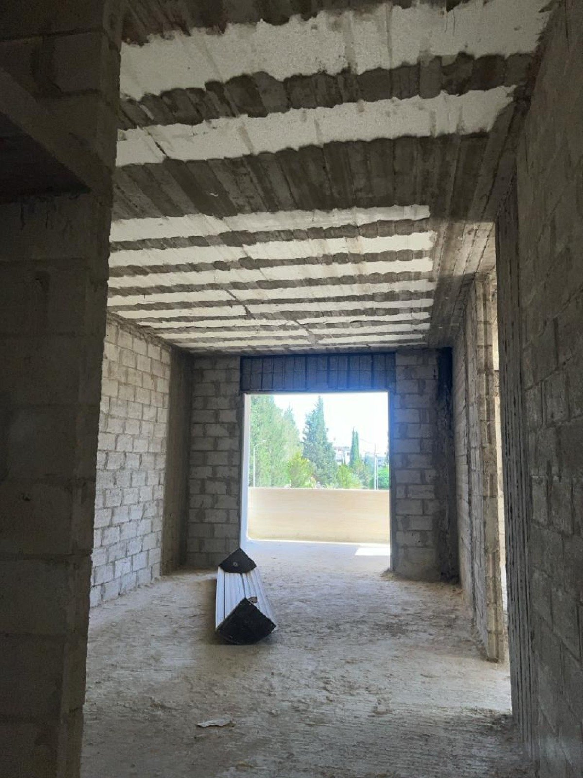 Spacious 3-Bedroom Apartment for Sale in Qara Al-Sham, Rif Dimashq | Scenic Views, Elevator, 182 m²