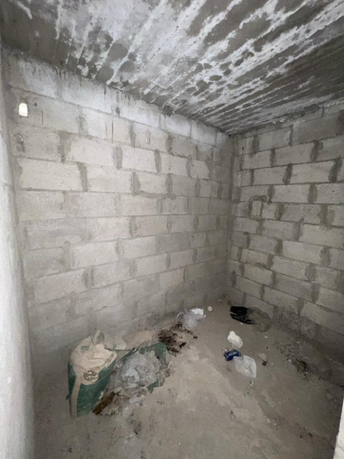 Spacious 3-Bedroom Apartment for Sale in Qara Al-Sham, Rif Dimashq | Scenic Views, Elevator, 182 m²